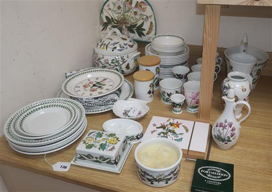 A quantity of Portmeirion Botanic Garden tableware